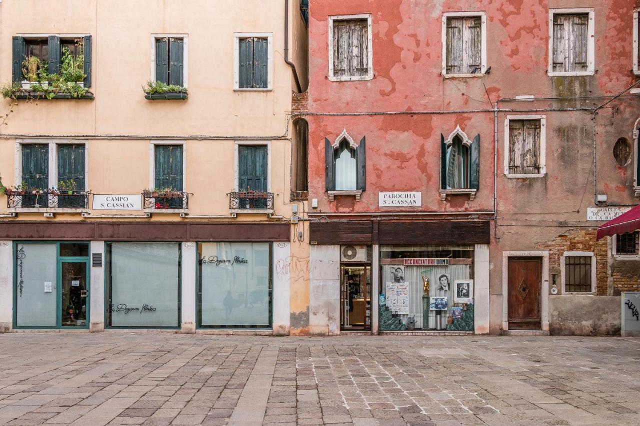 Family Colours Close To @rialto Mercato Apartamento *